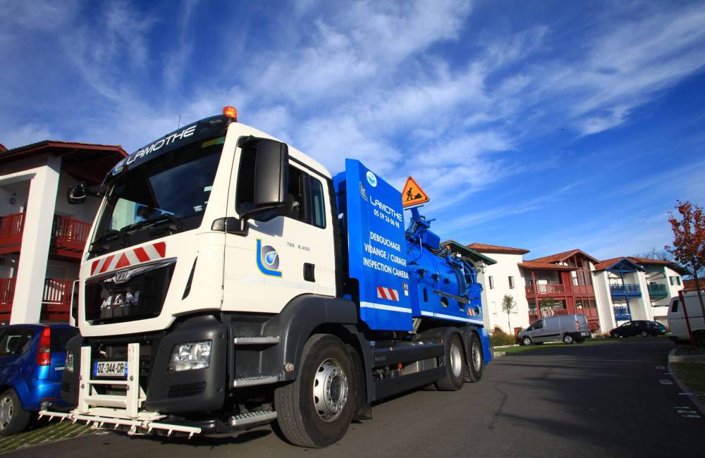 camion débouchage canalisations